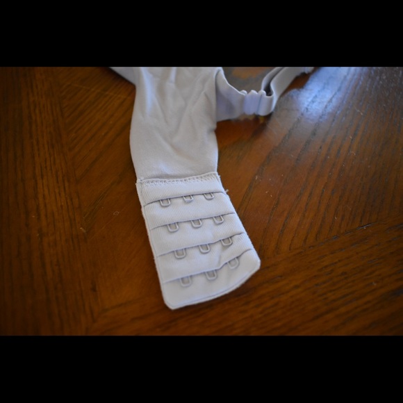 NWOT Victoria Secret Bra - Picture 2 of 4